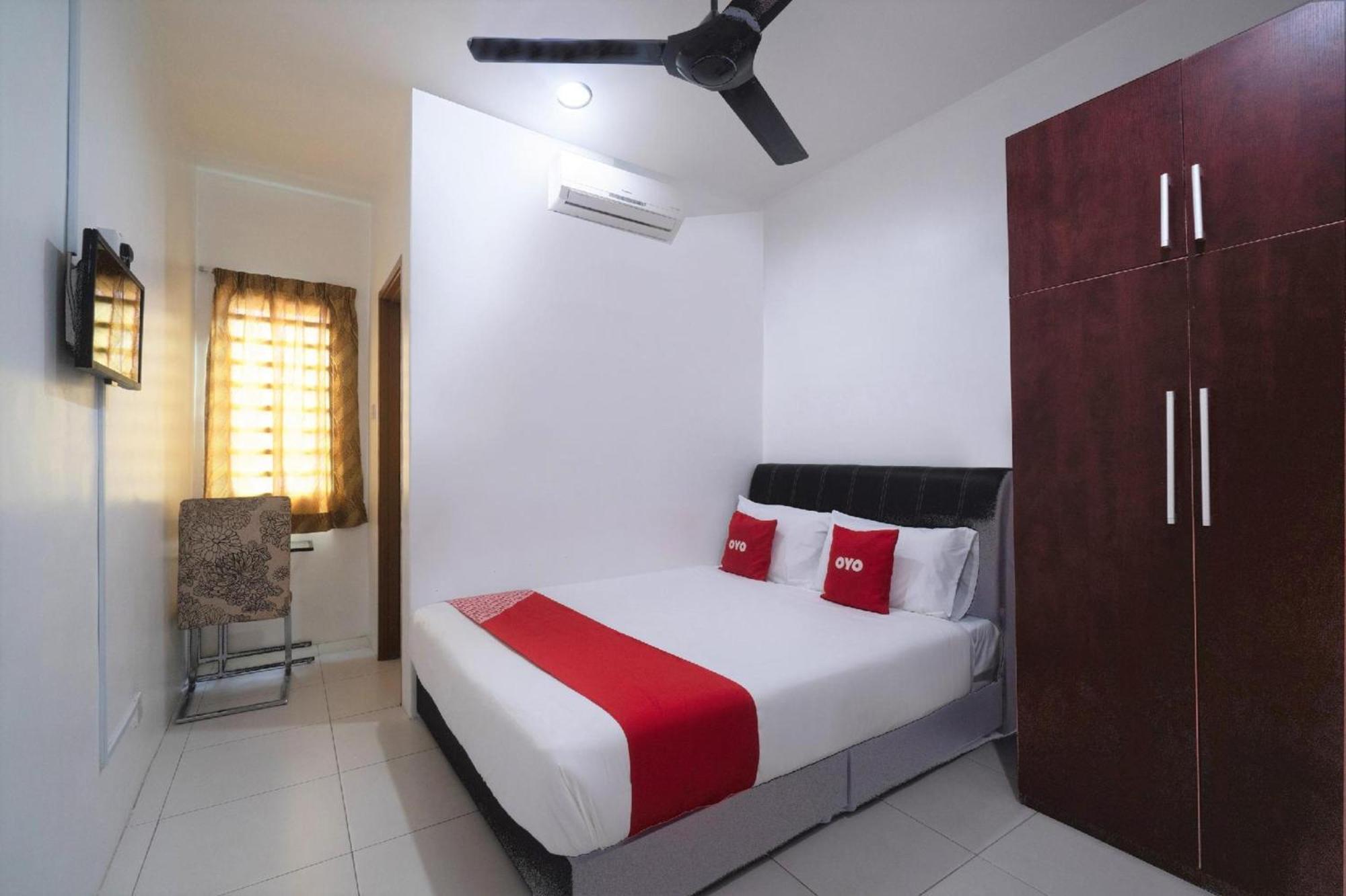 Oyo 91089 Motel Fasa 2B Seri Manjung Εξωτερικό φωτογραφία