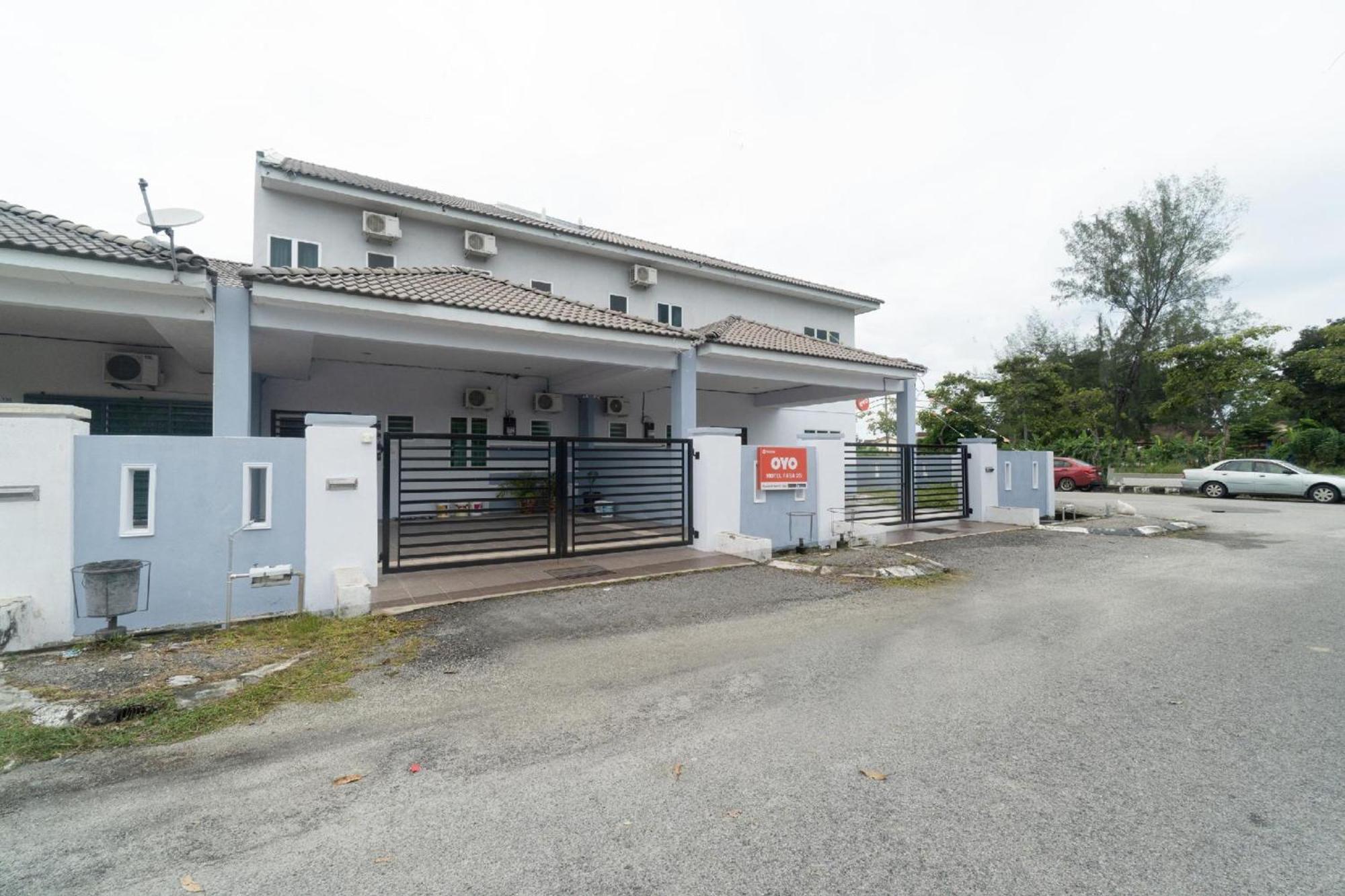 Oyo 91089 Motel Fasa 2B Seri Manjung Εξωτερικό φωτογραφία